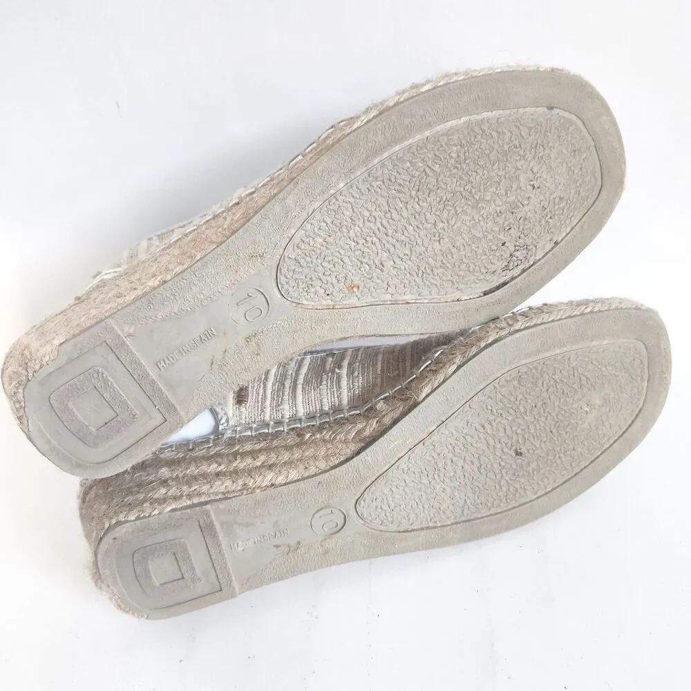 Andre Assous Espadrille Wedge Sandals Women's Size 10 Shoes Metallic Neutral Tan